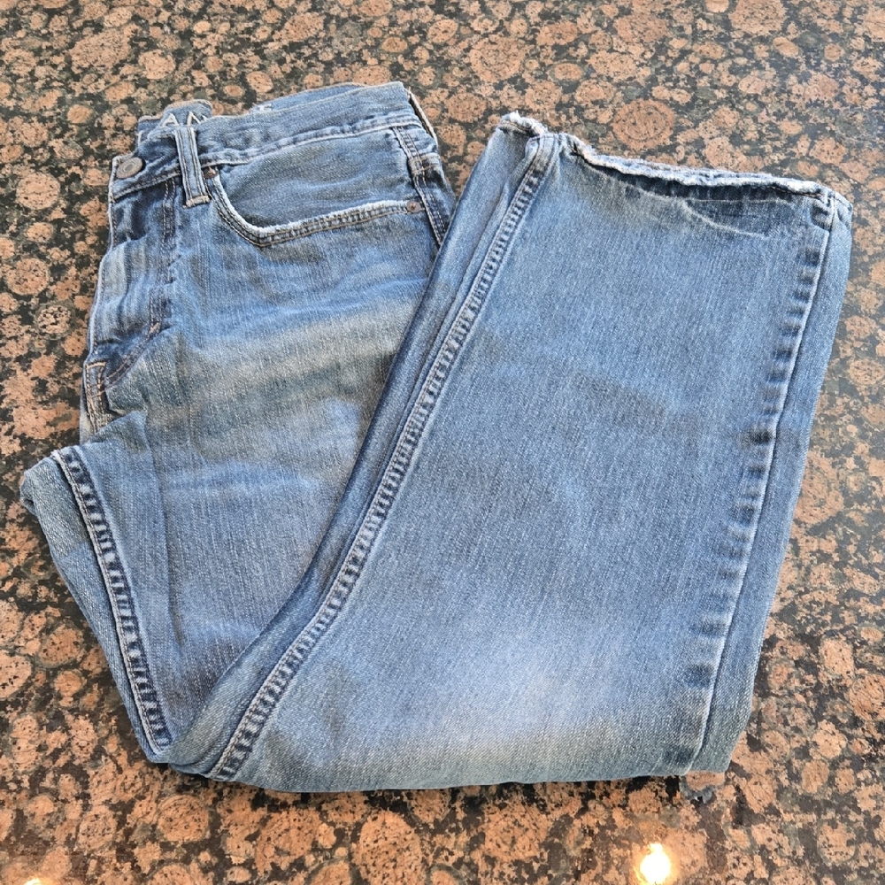 Classic Light Blue Relaxed Jeans